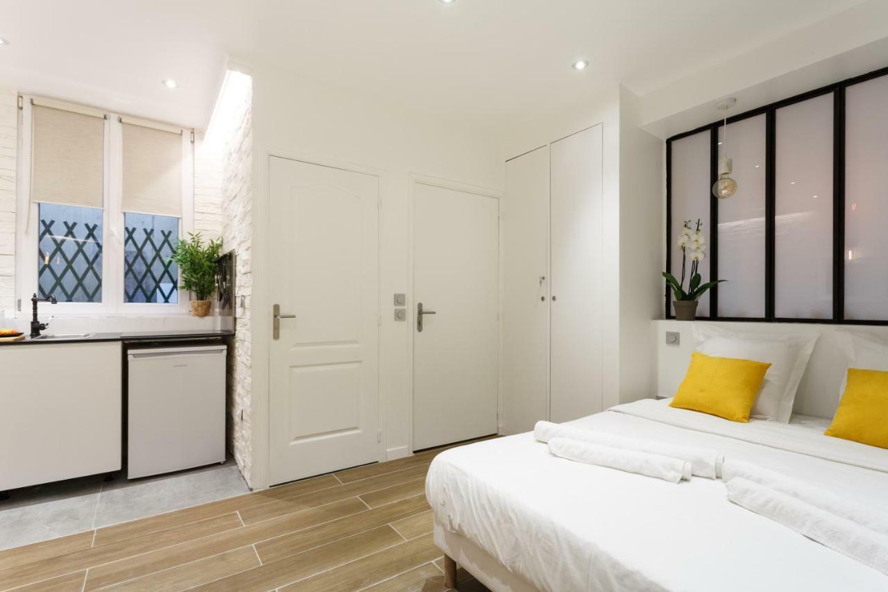 Lovely Place In A Quiet Area Between Invalides Et Eiffel Tower Apartamento París Exterior foto